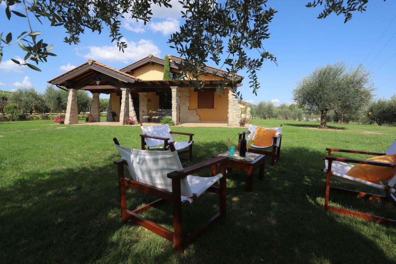 Agriturismo Campo Del Palio Hotel Sutri Kültér fotó